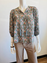 Load image into Gallery viewer, dRa - Ophelia Top - Floral Block