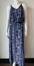Load image into Gallery viewer, Viereck - Vaughn Dress - Earth