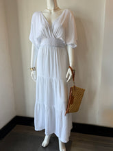 Load image into Gallery viewer, LA Made -Despacito Layer Skirt - White