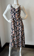 Load image into Gallery viewer, Viereck - Coaster Dress - Sid