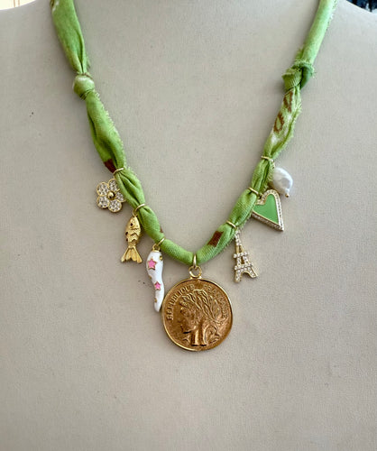 Mandriana - Vintage Bandana Charm Necklace - Lime