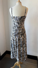 Load image into Gallery viewer, Viereck - Coaster Dress - Orlando (White/Black/Beige)