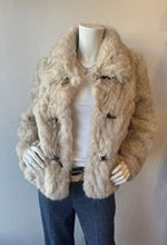 Load image into Gallery viewer, Love Token - Amara - Faux Fur Jacket - Beige