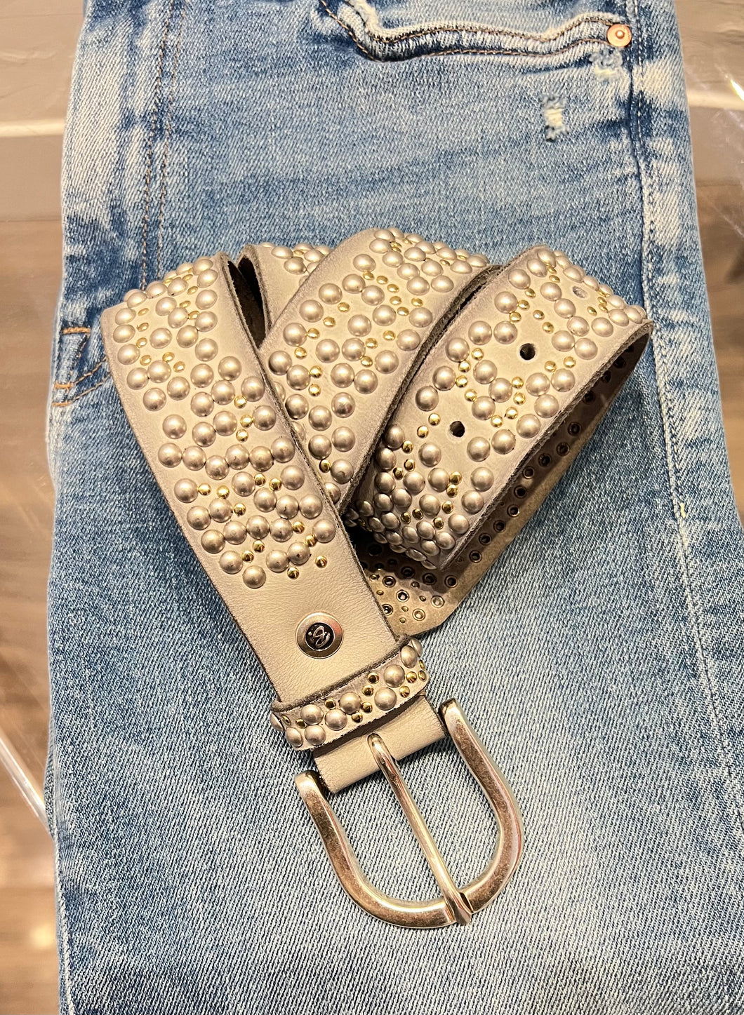 B. Belt - Tila Silver - Light Grey