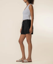 Load image into Gallery viewer, KUT From The Kloth - Katana Short - Black