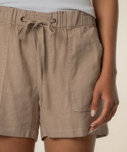 Load image into Gallery viewer, KUT From The Kloth - Katana Short - Khaki