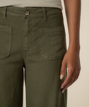 Load image into Gallery viewer, Kut from The Kloth - Meg High Rise Wide Straight Linen Pant - Forest