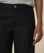 Load image into Gallery viewer, KUT From The Kloth - Meg Flat Front - Black