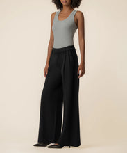 Load image into Gallery viewer, Kut From The Kloth - Cheryl Soft Trouser (Ponte) - Black
