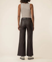 Load image into Gallery viewer, Kut From The Kloth - Meg Coated High Rise Wide Leg Jeans - Chocolate