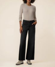 Load image into Gallery viewer, Kut From The Kloth -  Meg Denim - Politely w/ Black