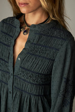 Load image into Gallery viewer, Maison Hotel - Darla - Vintage Turquoise