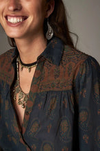 Load image into Gallery viewer, Maison Hotel - Louis Button Up Shirt - Dark Blue