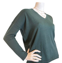 Load image into Gallery viewer, Minnie Rose V Neck Pullover Sweater - Pine