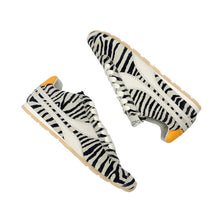 Load image into Gallery viewer, Oncept - Essex Sneakers - Zebra