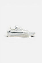 Load image into Gallery viewer, Oncept - Temple Sneakers - Platinum
