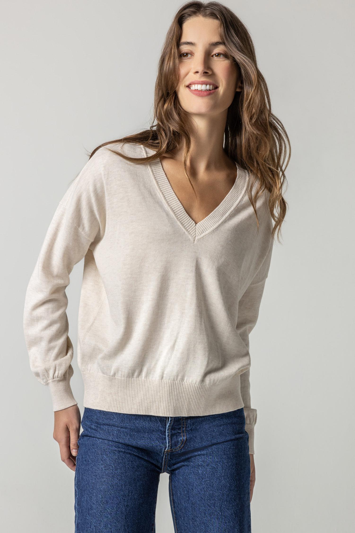 ★DUVETICA★ Torisa Velvet Light Cream Women's Down Jumper V Lilla P - Easy Double V-Neck Sweater - Oatmeal – CAMI
