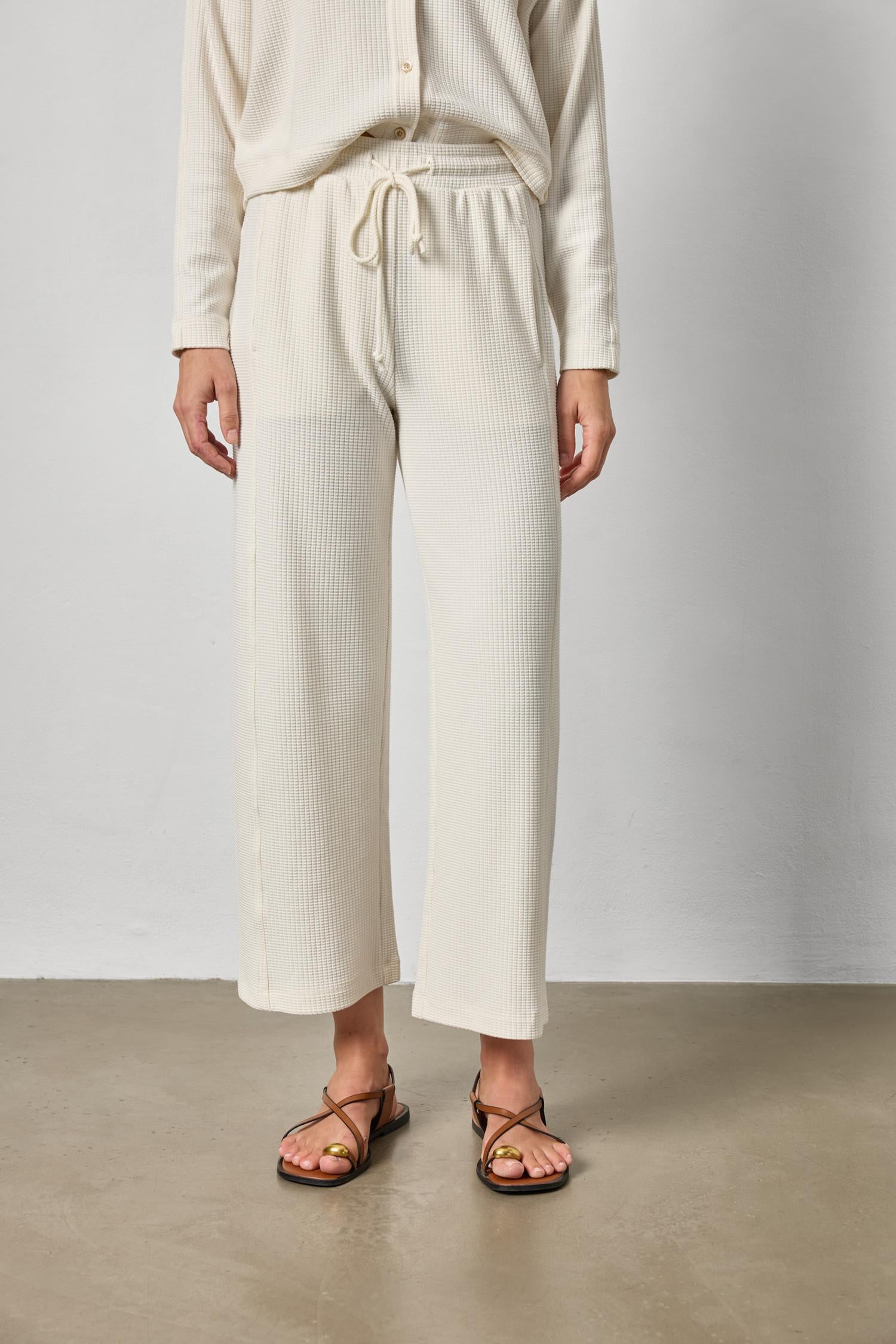 Lilla P - Side Panel Pant - Ecru – CAMI