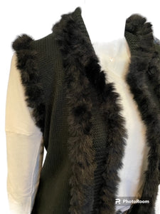 Love Token - Erin Faux Fur Vest - Black
