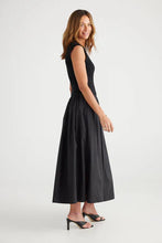 Load image into Gallery viewer, Brave &amp; True - Daphne Dress - Black