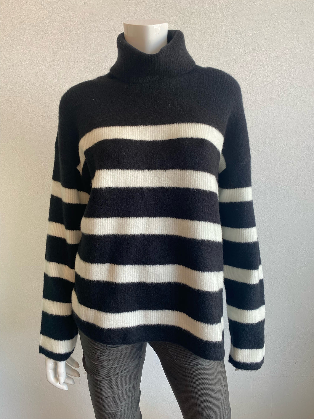 Velvet - Encino Stripe Sweater - Black/White