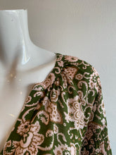 Load image into Gallery viewer, Sanctuary - Sunday&#39;s Best Blouse - Lush Flora