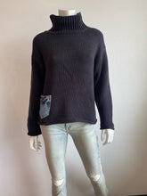 Load image into Gallery viewer, Shannon Passero - Emerie Pullover - Black