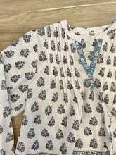 Load image into Gallery viewer, Dylan - Issey Top
