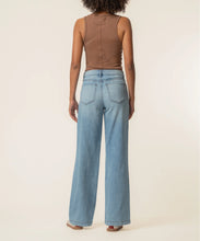 Load image into Gallery viewer, Kut From The Kloth - Jodi High Rise Wide Leg - Core Light Wash