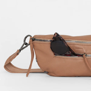 Hammitt - Charles Crossbody - Biscotti