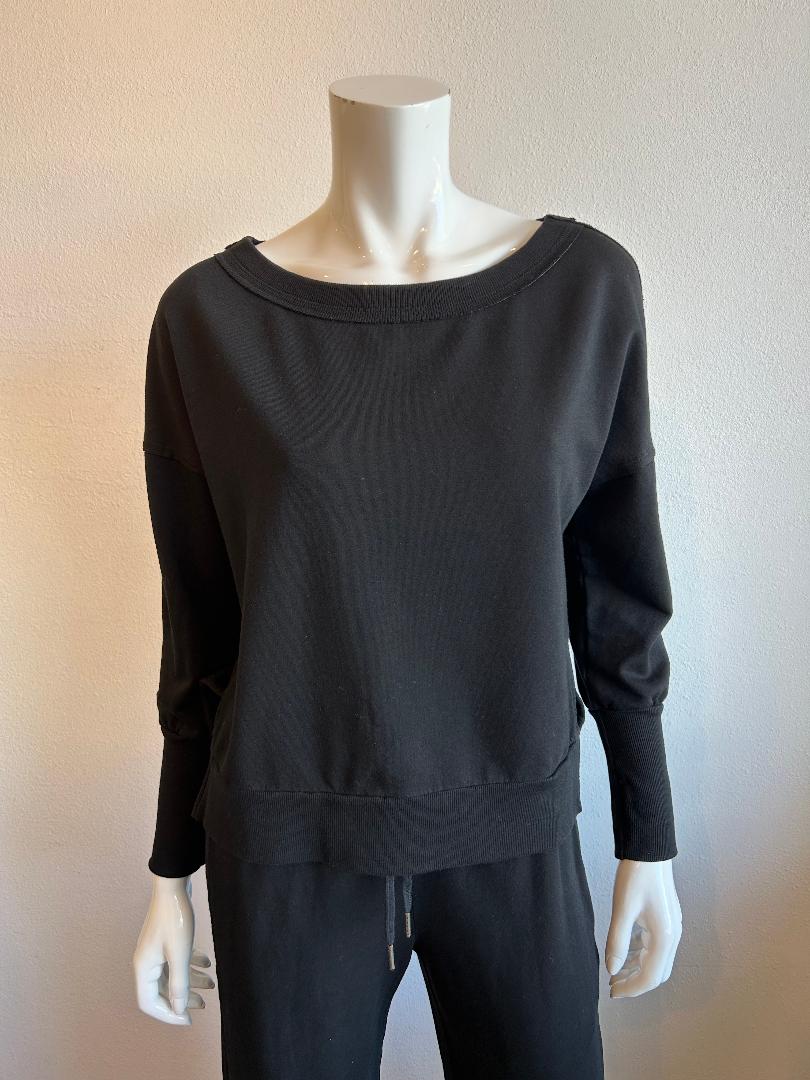 Mila-  Wide Crew Neck Sweatshirt - Black