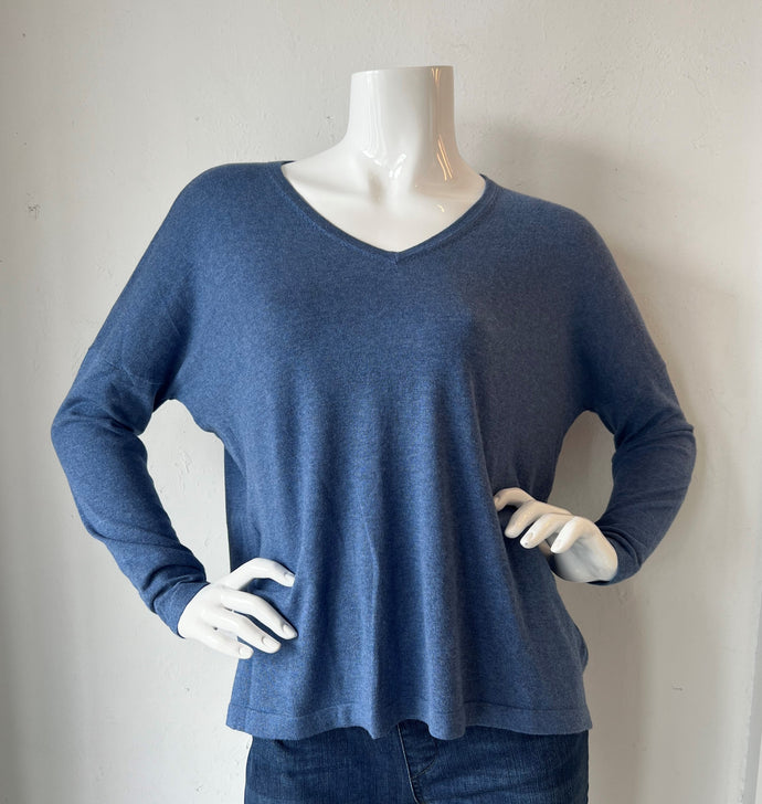Minnie Rose V Neck Pullover Sweater - Harbour Blue