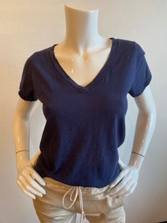 Velvet - Jilian Short Sleeve V-Neck Tee in Bluechip