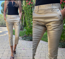 Load image into Gallery viewer, Capri Style Flog Pants  - Gold Checkered