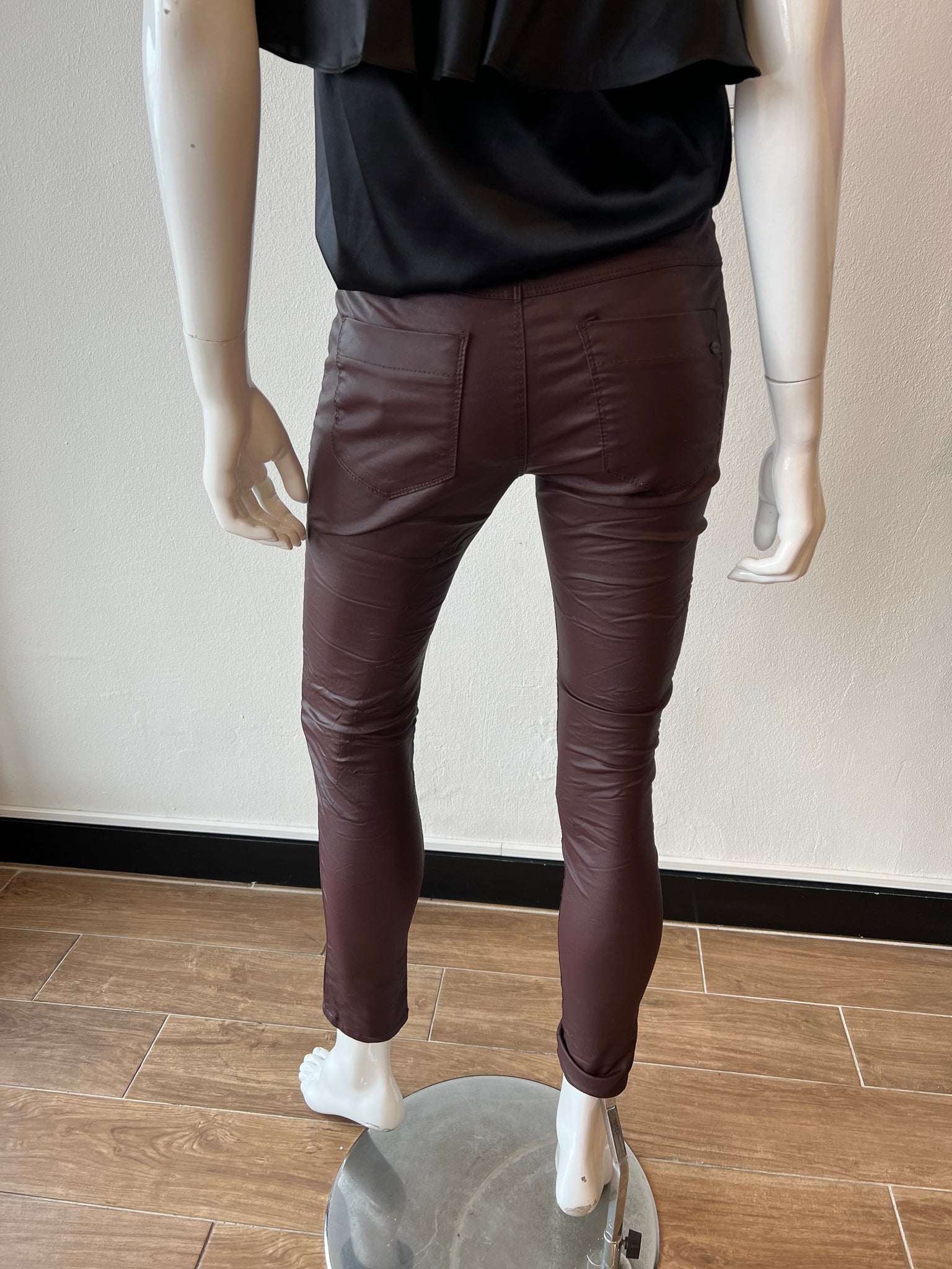 Pernille Faux Leather Pants - Burgundy