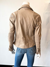 Load image into Gallery viewer, Raizel Leather Jacket