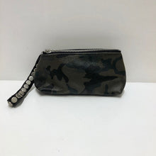 Load image into Gallery viewer, Tami Wristlet