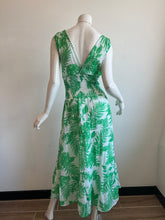 Load image into Gallery viewer, Felicite Smocked Gauze Dress - Green Palm