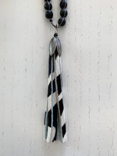 Load image into Gallery viewer, Zebra Tassel Necklace