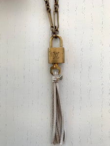 Macrame Vintage Lock Necklace