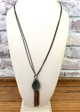 Load image into Gallery viewer, Labradorite With Gold Brass Mesh Fringe Necklace