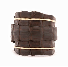 Load image into Gallery viewer, Dundee Leather Cuff