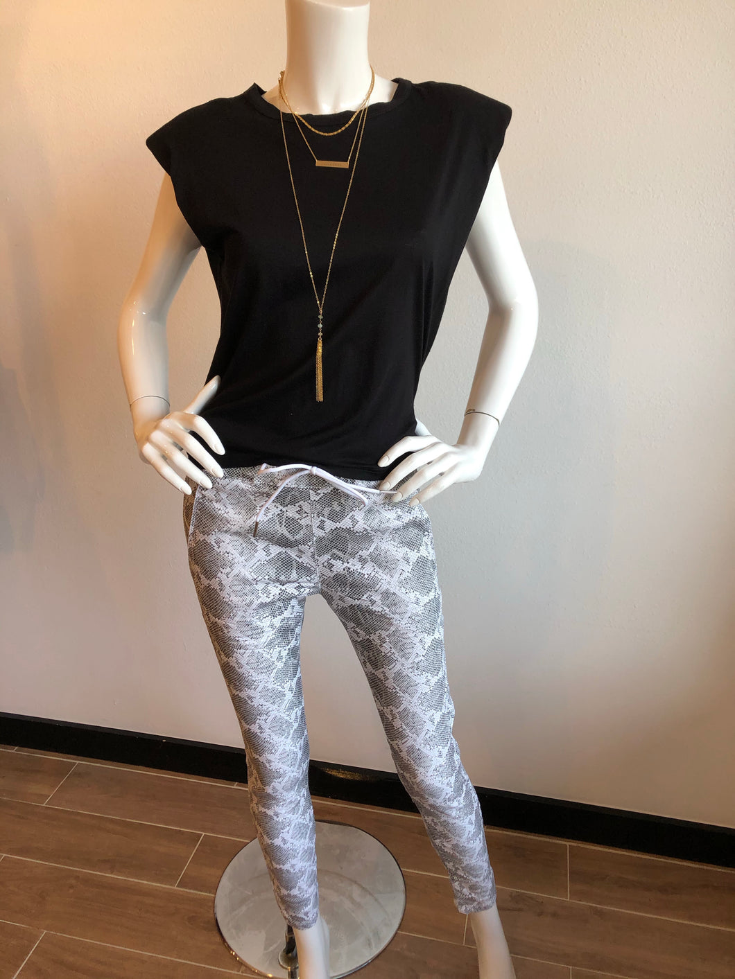 Shely Style Flog Pants - Gray Python,  White/Dark Gray