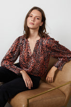 Load image into Gallery viewer, Velvet - FERRIS PEASANT BLOUSE